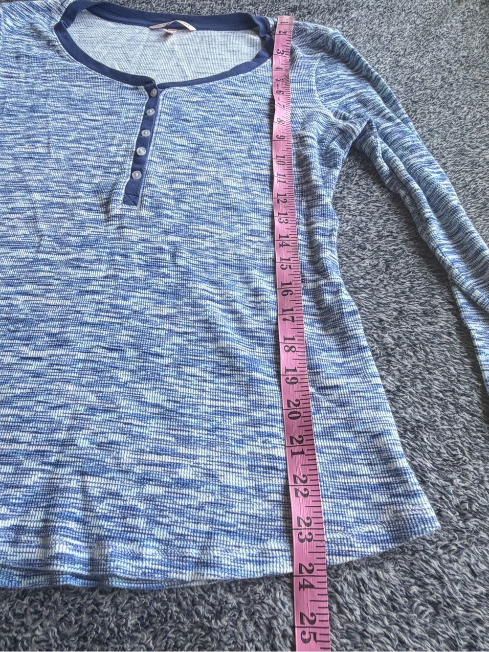 Victoria's Secret Heathered Blue Long-Sleeve Henley pajama - Picture 9 of 10